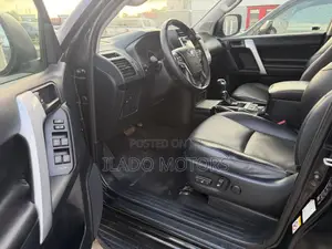 Toyota Land Cruiser Prado 2018 Black