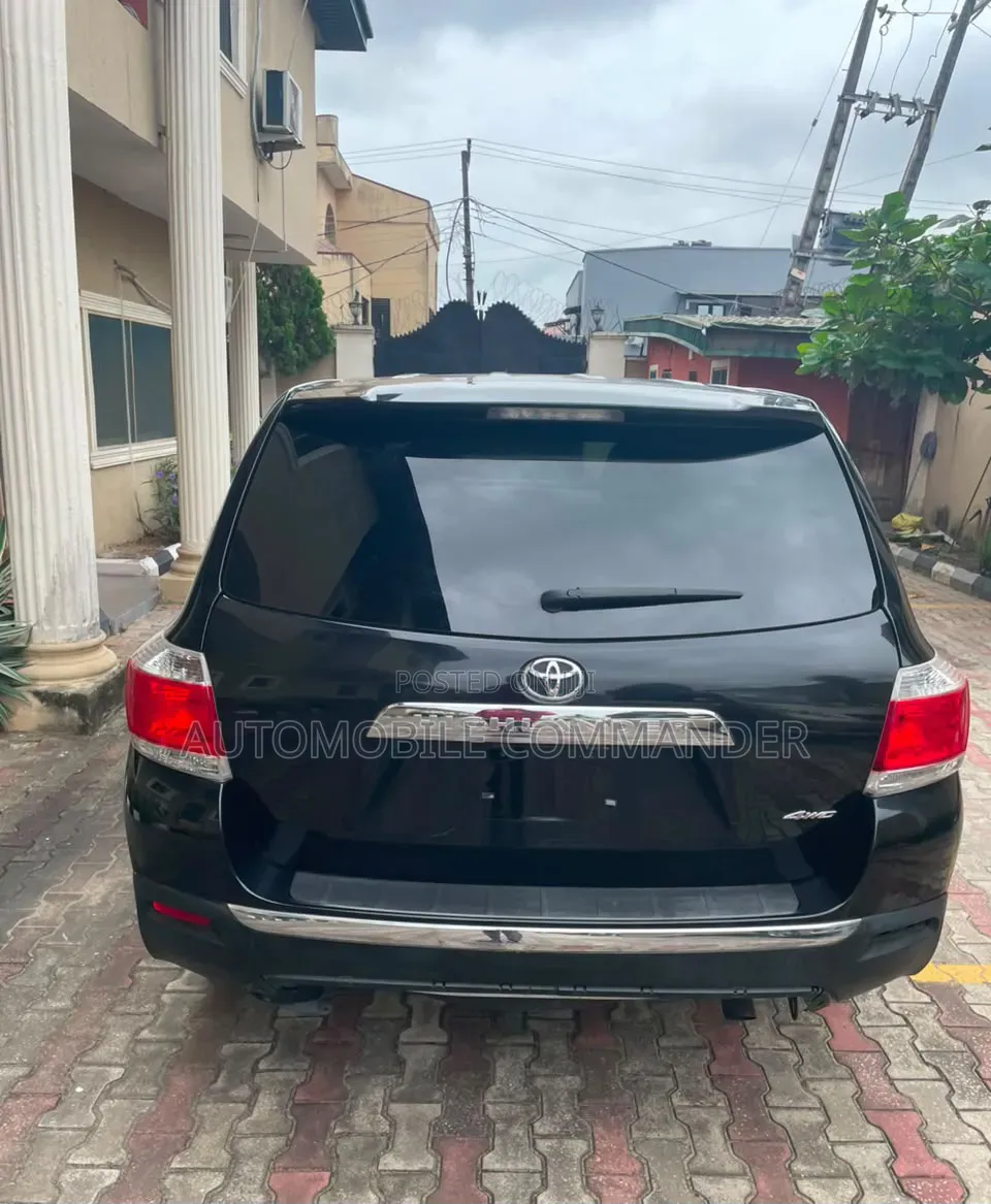 Toyota Highlander 2013 Black