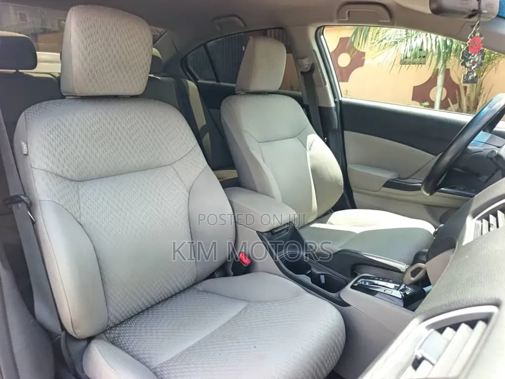 Honda Civic EX 4dr Sedan (1.8L 4cyl CVT) 2015 Silver
