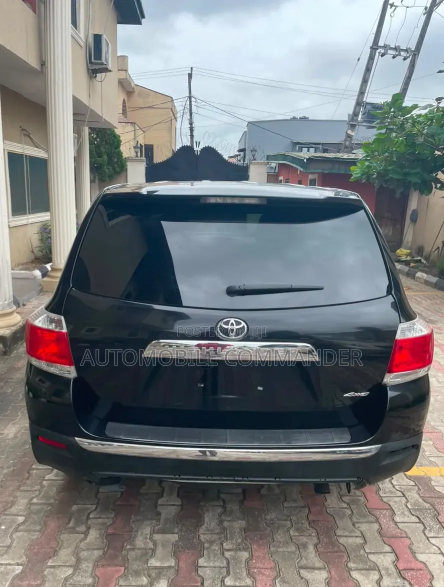 Toyota Highlander 2013 Black