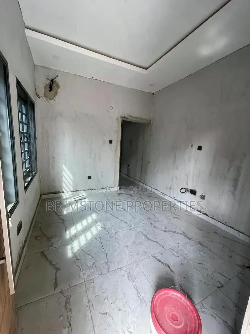 Furnished 1bdrm Apartment in Peninsula Estate for rent