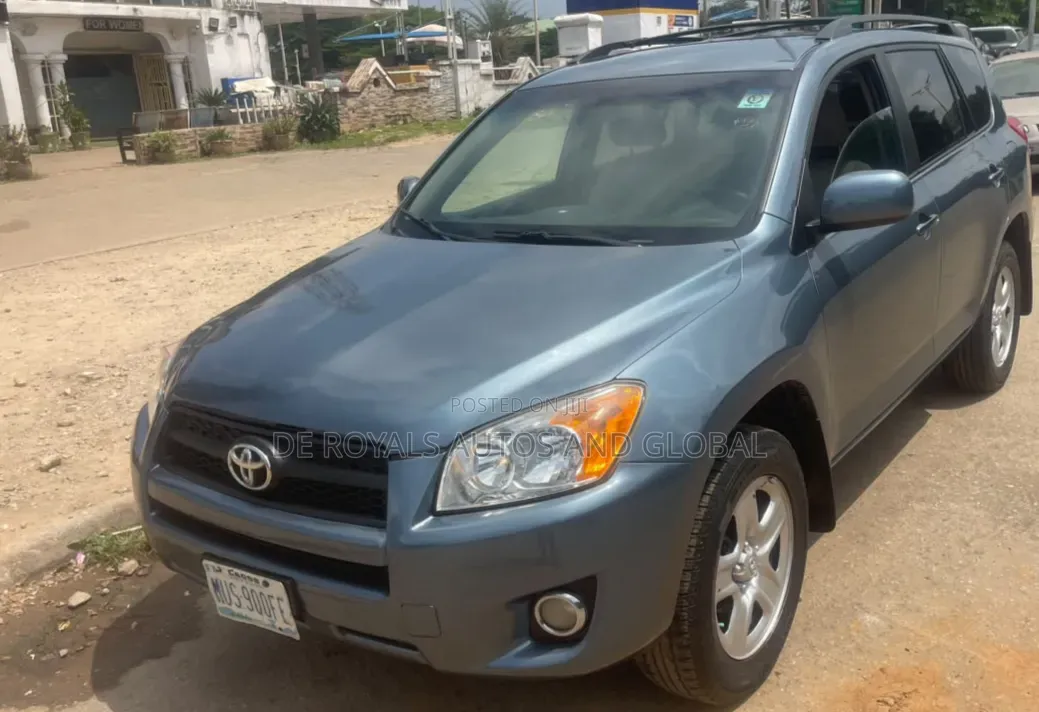 Toyota RAV4 2.5 2011 Blue