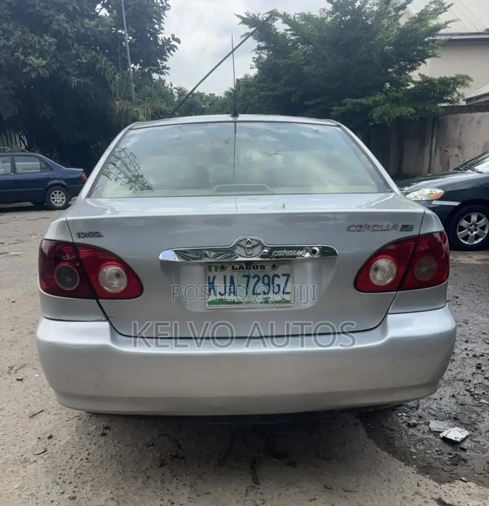 Toyota Corolla 2006 Silver