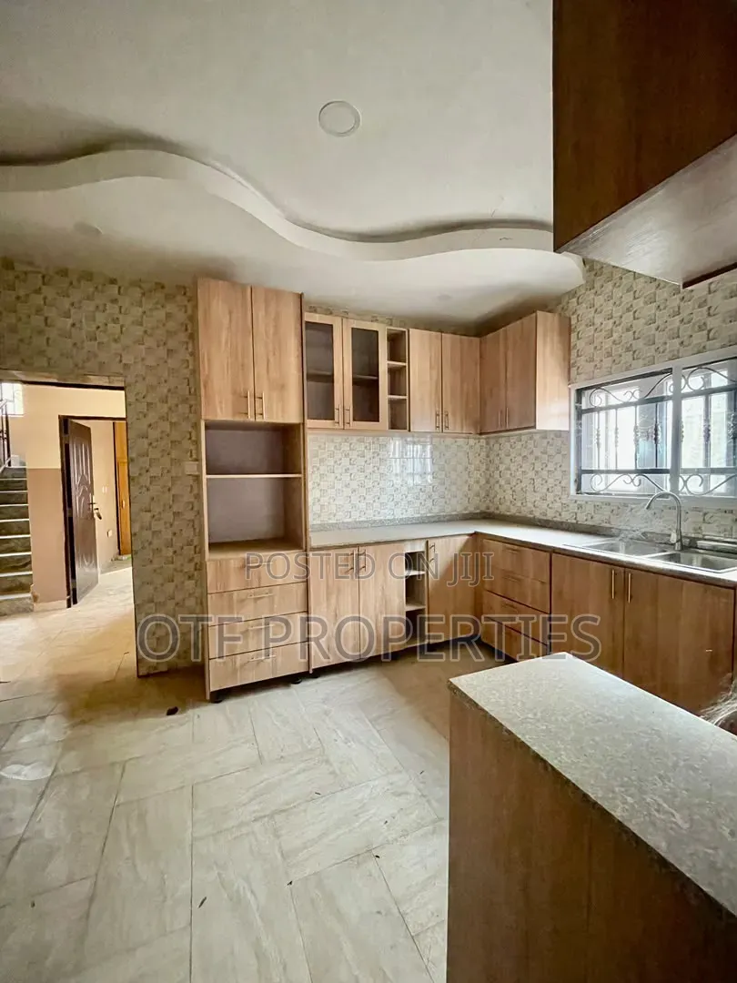 4bdrm Duplex in Galadimawa for rent
