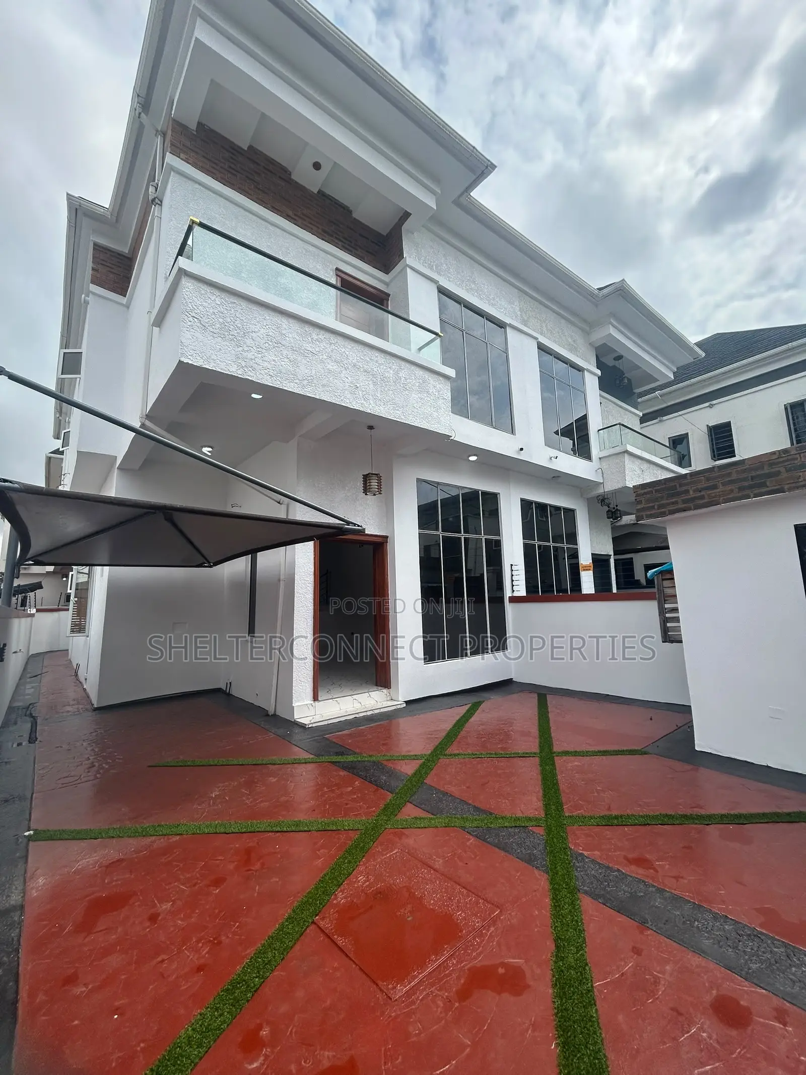 4bdrm Duplex in Orchid Road, Lekki for rent