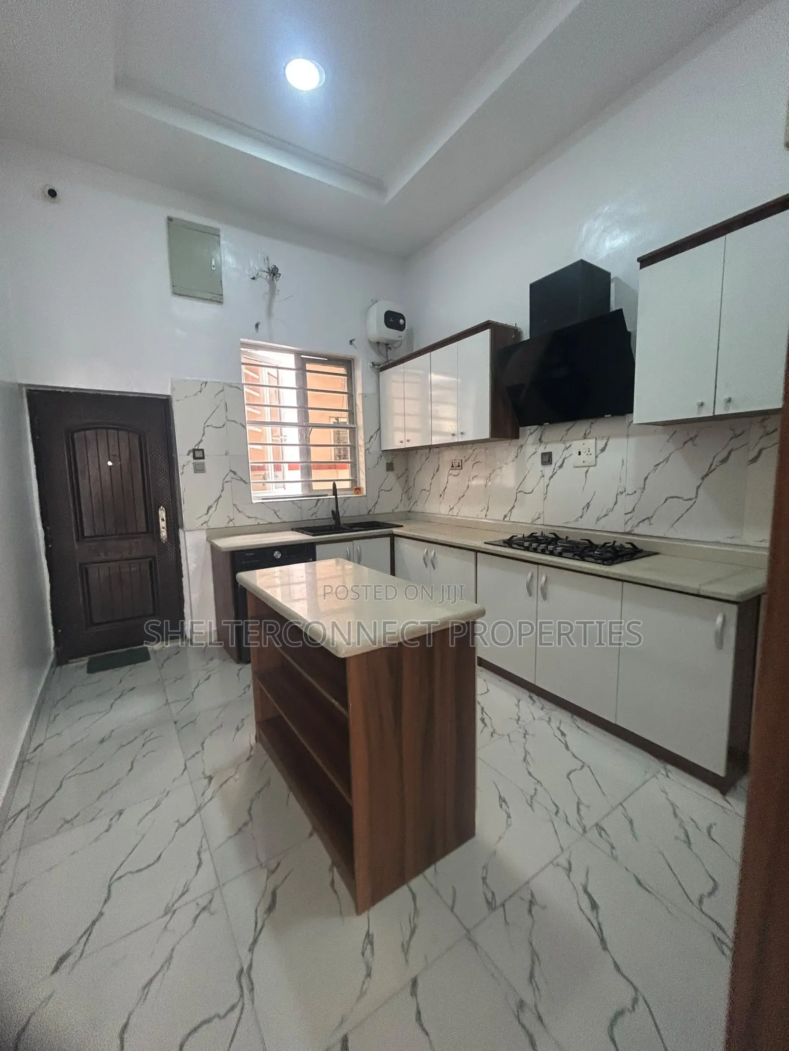 4bdrm Duplex in Orchid Road, Lekki for rent