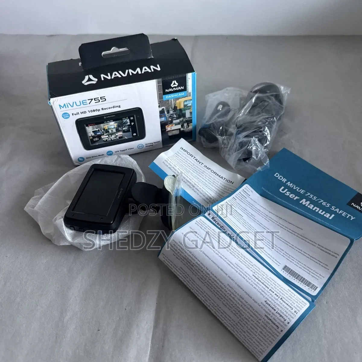 Navman Dashcam MiVue 755 GPS
