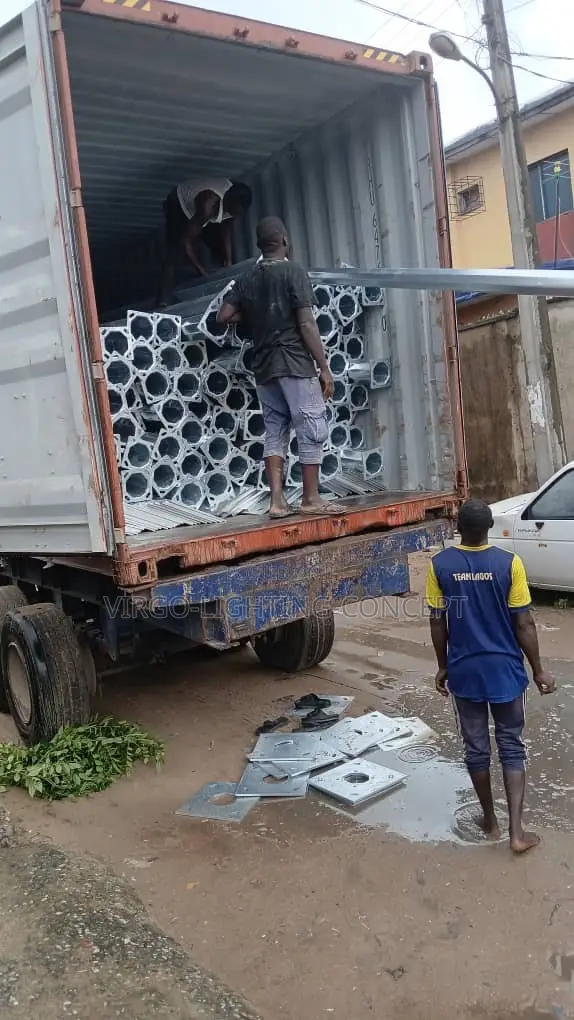 Galvanized Steel Street Light Poles