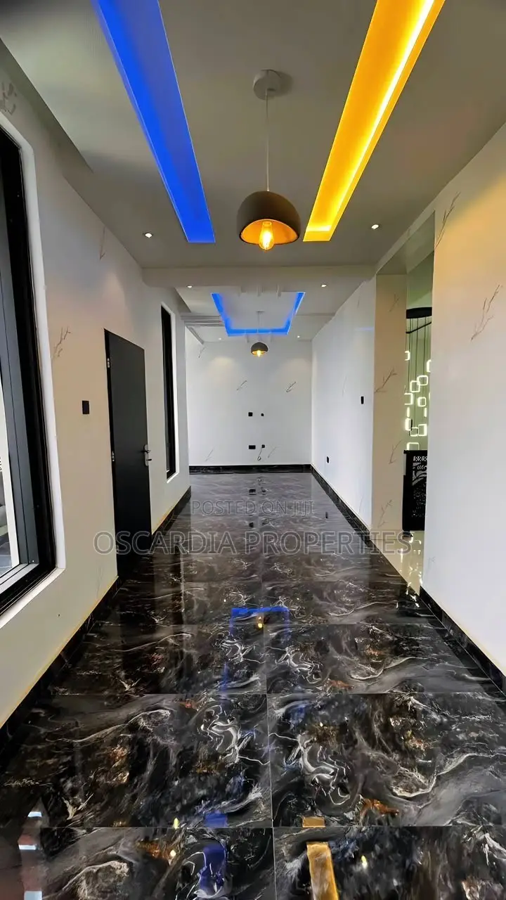5bdrm Duplex in Apo Resettlement for sale