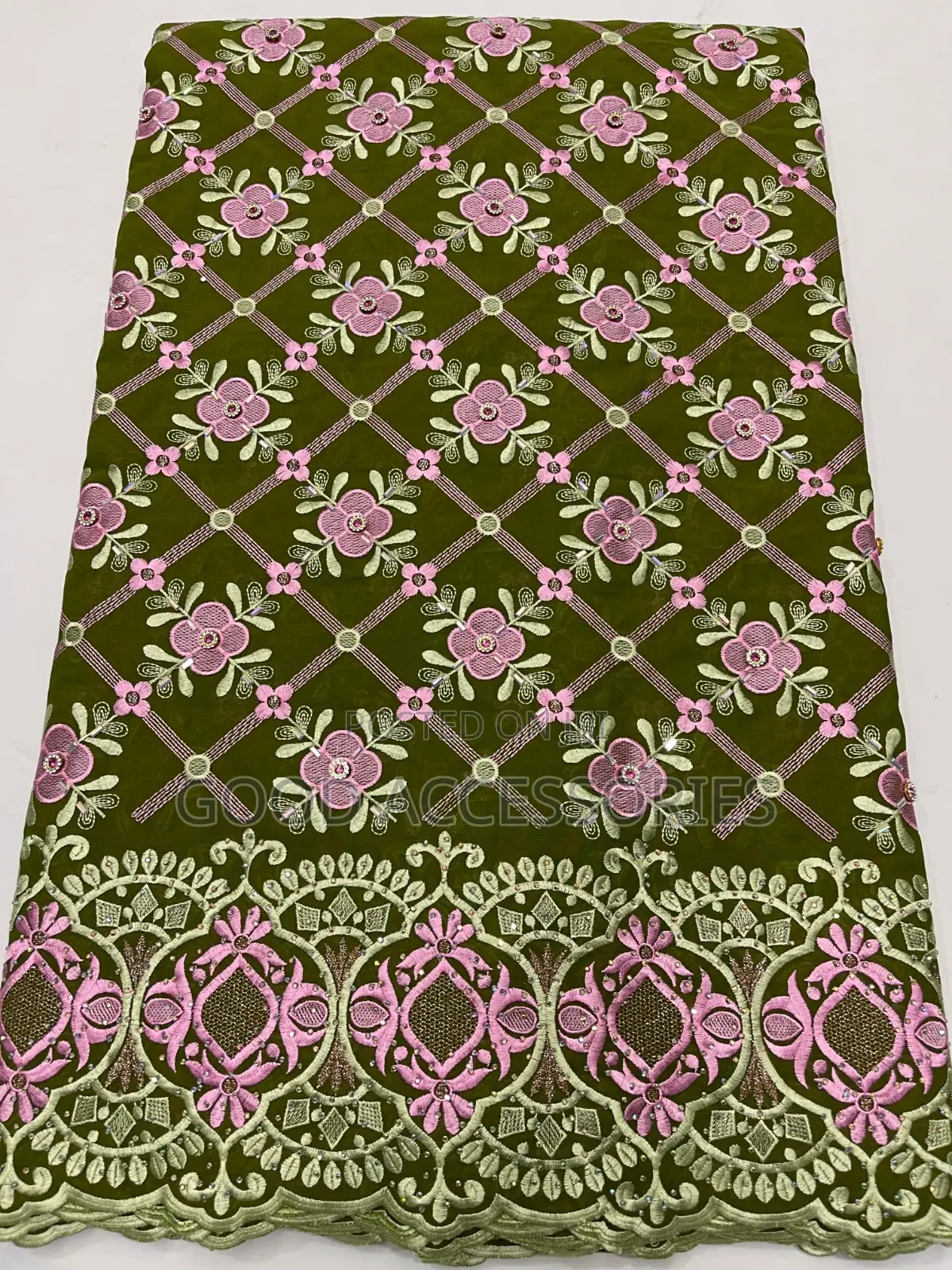 Diamond Deluxe Lace