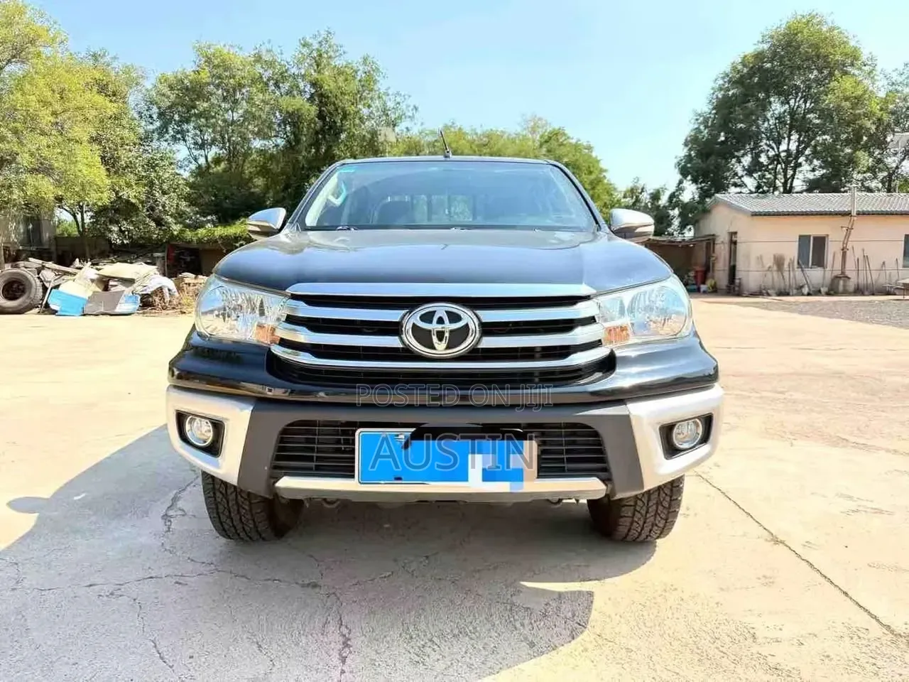Toyota Hilux 2015 Black