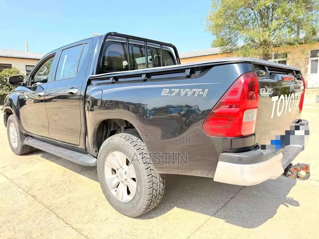 Toyota Hilux 2015 Black