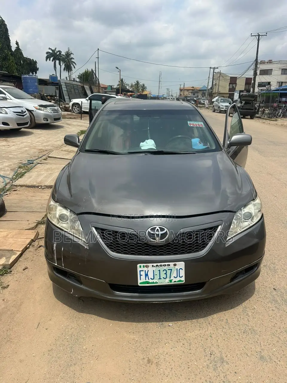 Toyota Camry SE 4dr Sedan (2.4L 4cyl 5A) 2008 Gray