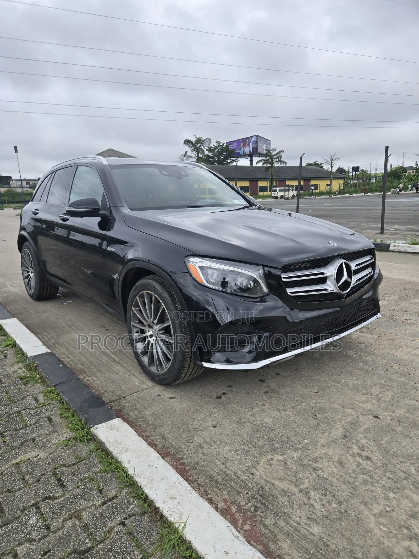Mercedes-Benz GLC-Class 2017 Black