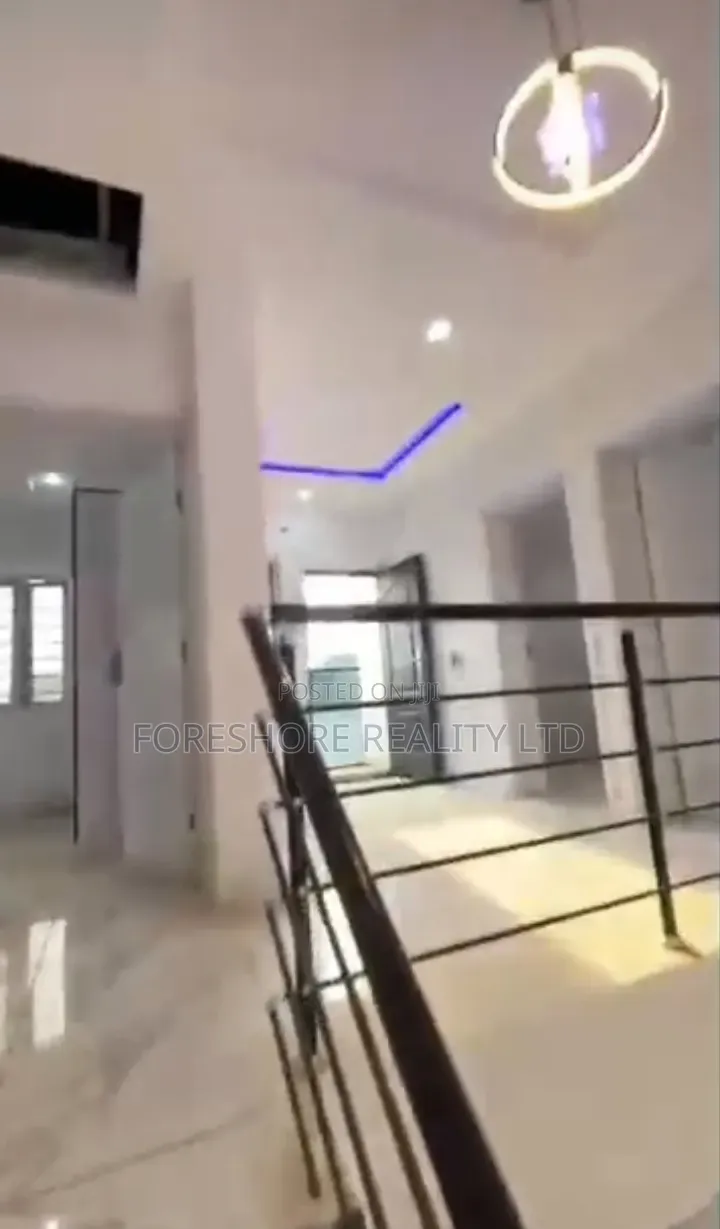 4bdrm Duplex in Olaniyi, New Oko Oba for rent