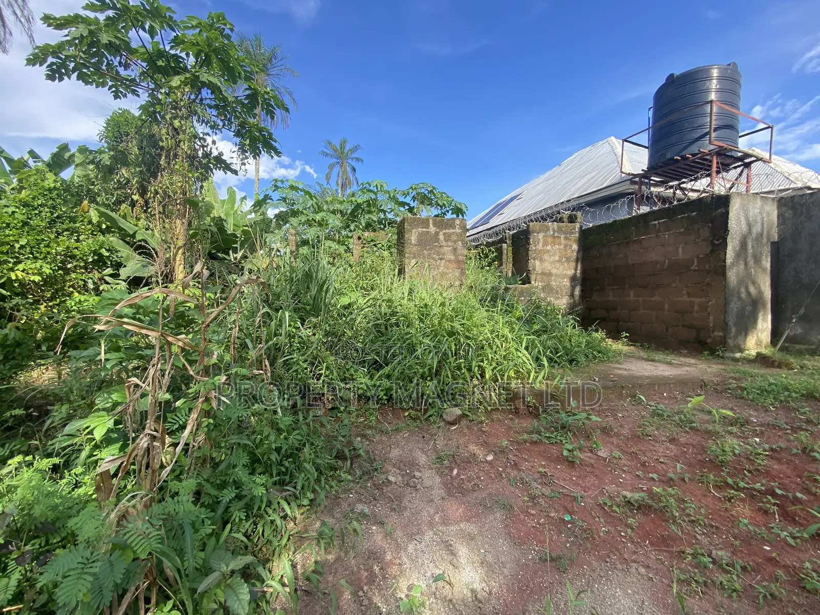 1 Plot of Land With a Small Structure on It for Sale in Umuahia