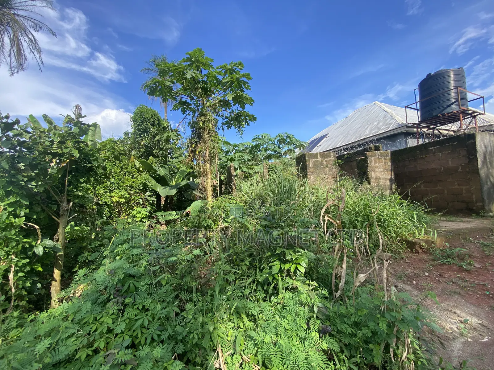 1 Plot of Land With a Small Structure on It for Sale in Umuahia