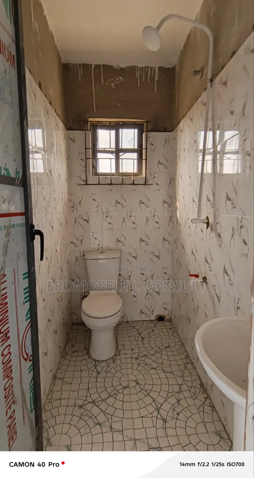 Mini Flat in Lawanson for rent