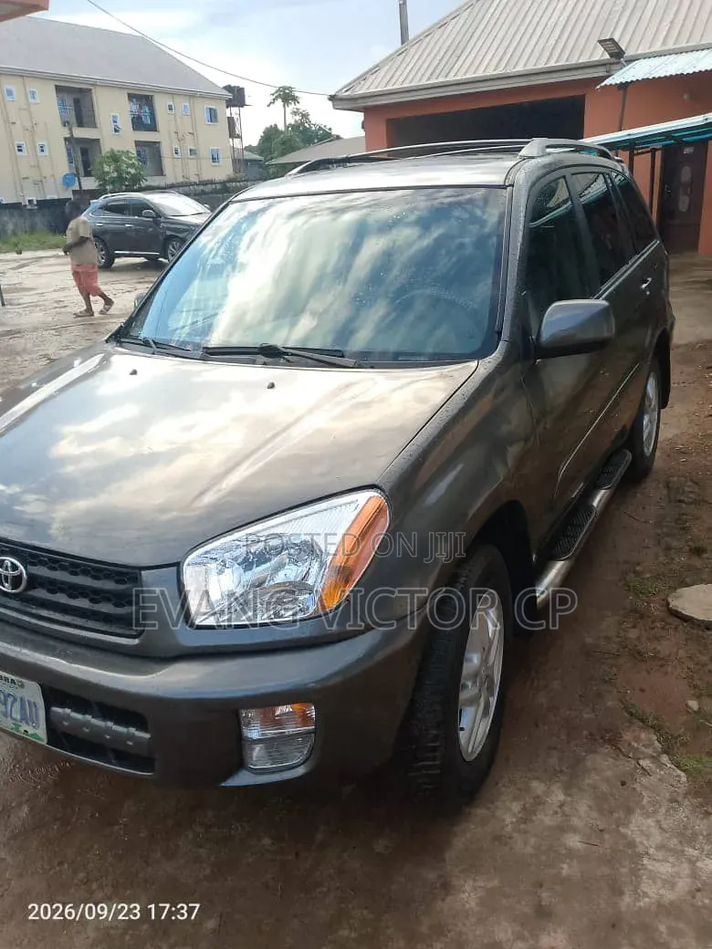 Toyota RAV4 2.0 Automatic 2005 Pearl