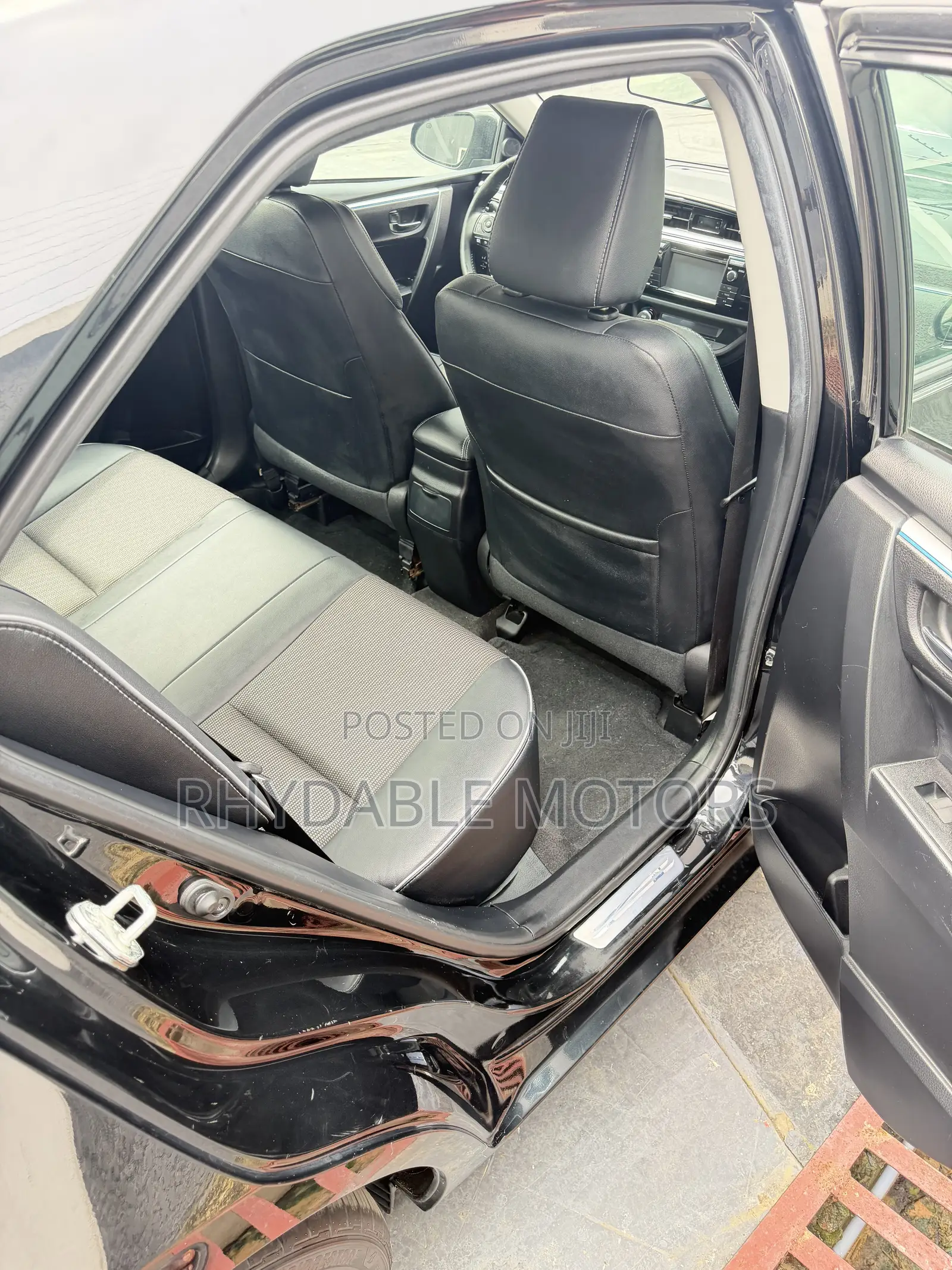 Toyota Corolla S Plus 4dr Sedan (1.8L 4cyl CVT) 2015 Black