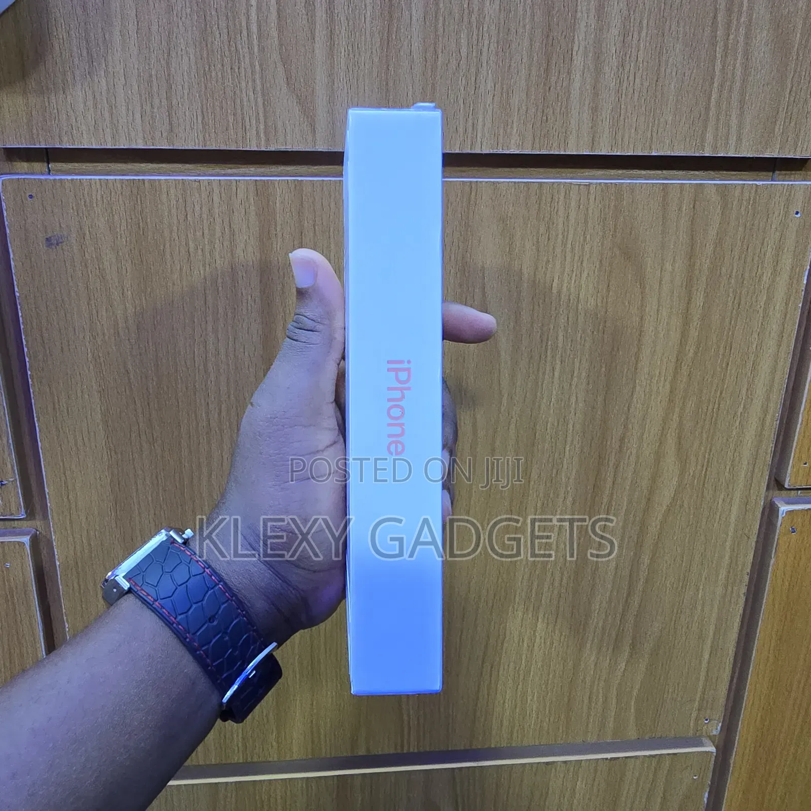 New Apple iPhone 17 Pro Max 256 GB Orange