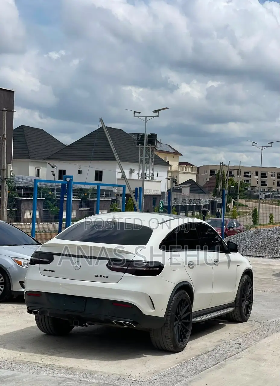 Mercedes-Benz GLE-Class AMG GLE 43 4MATIC 2017 White
