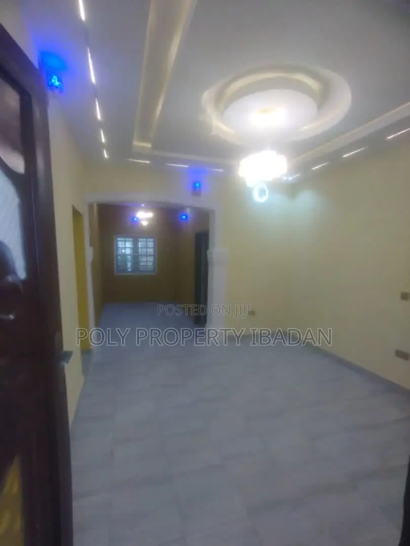 2bdrm Apartment in Ibadan for rent