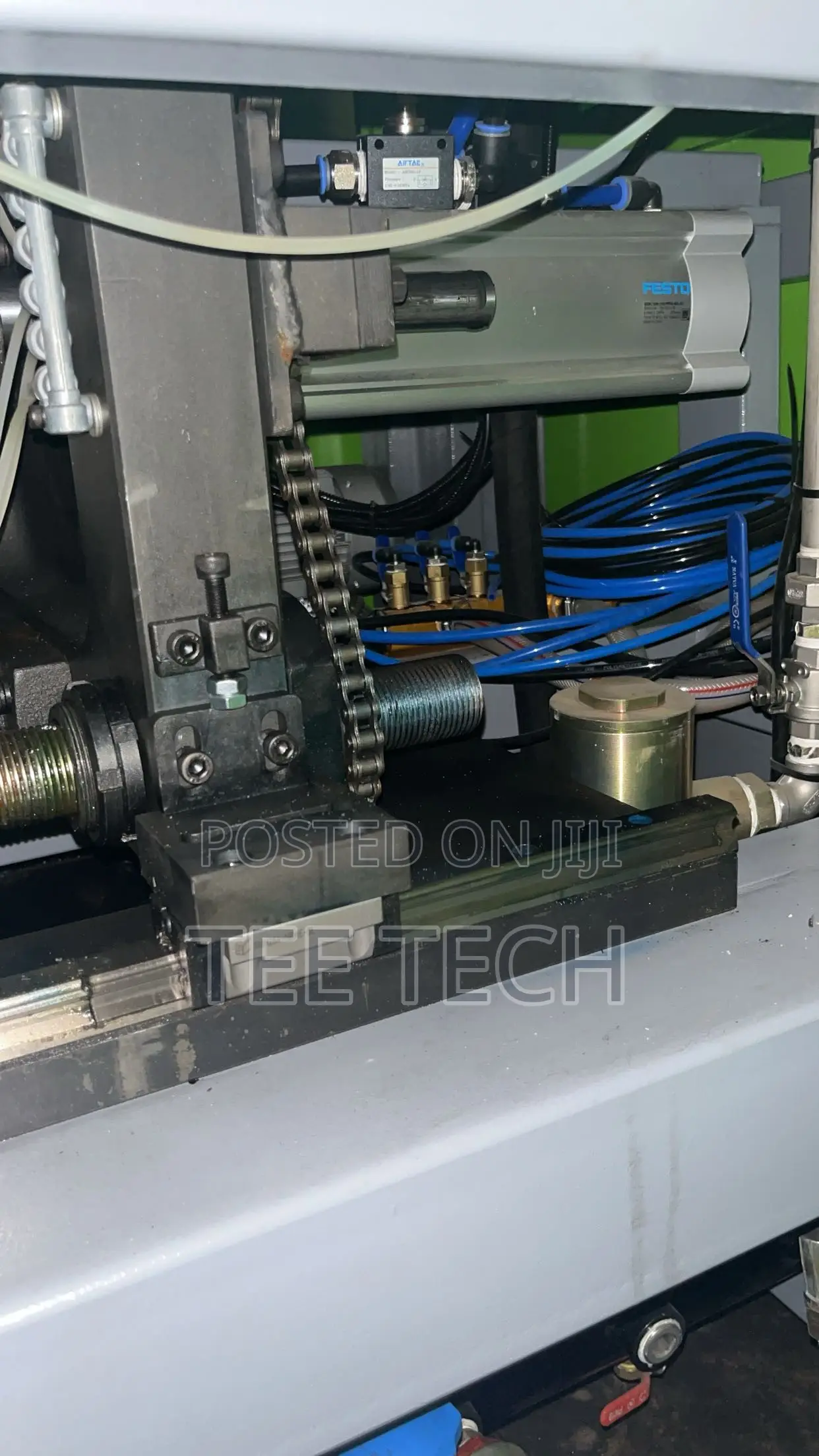 3 Cavities Pet Blowing Machine for Bottle Water Production