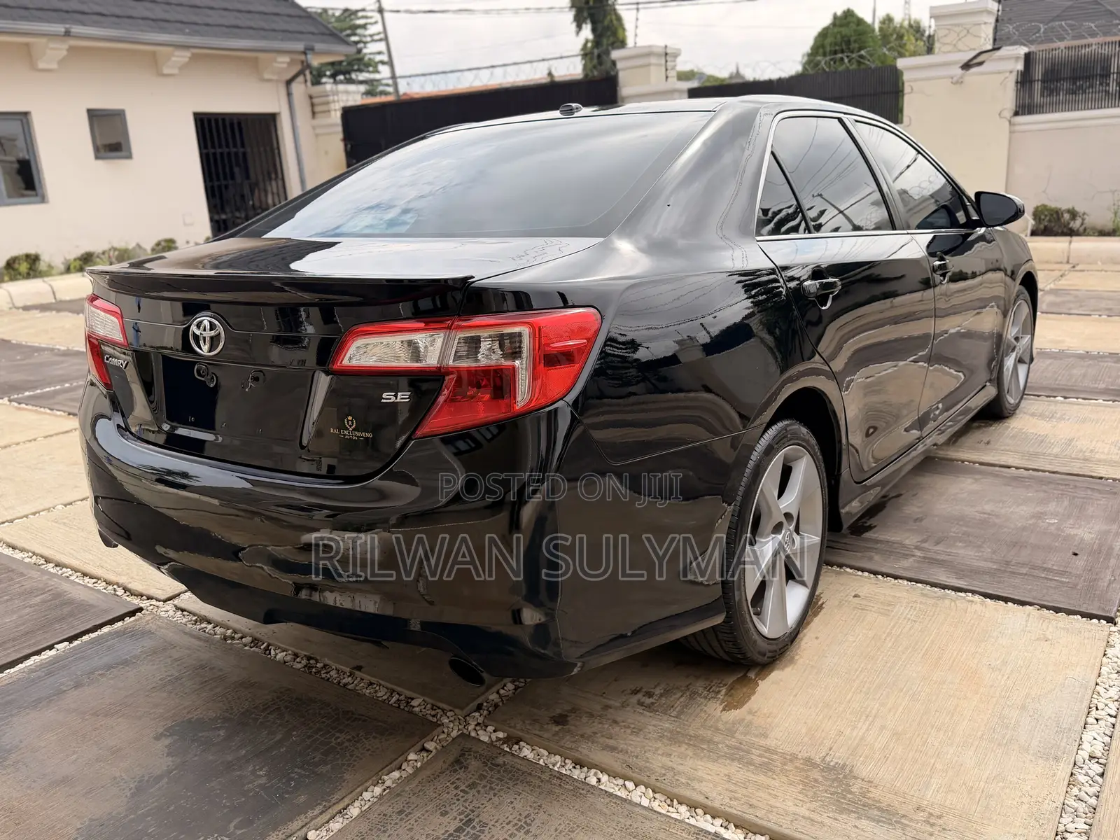 Toyota Camry SE 4dr Sedan (2.5L 4cyl 6A) 2013 Black