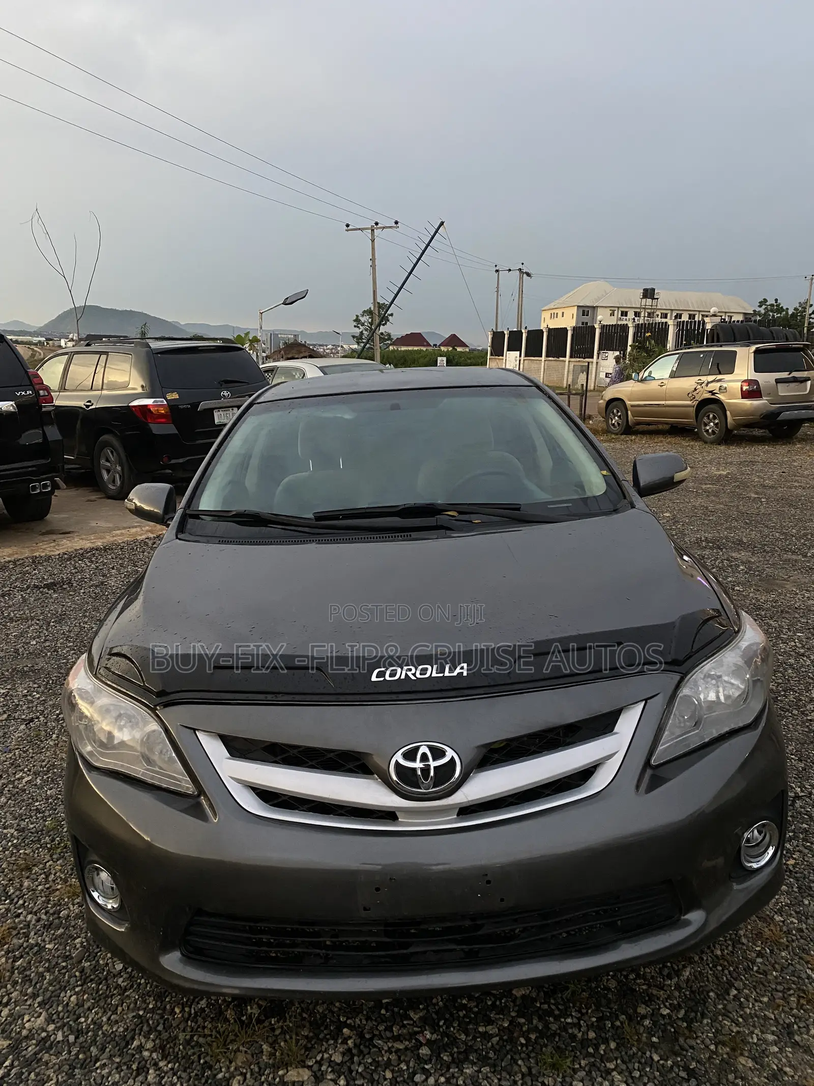 Toyota Corolla LE 4dr Sedan (1.8L 4cyl 4A) 2013 Gray