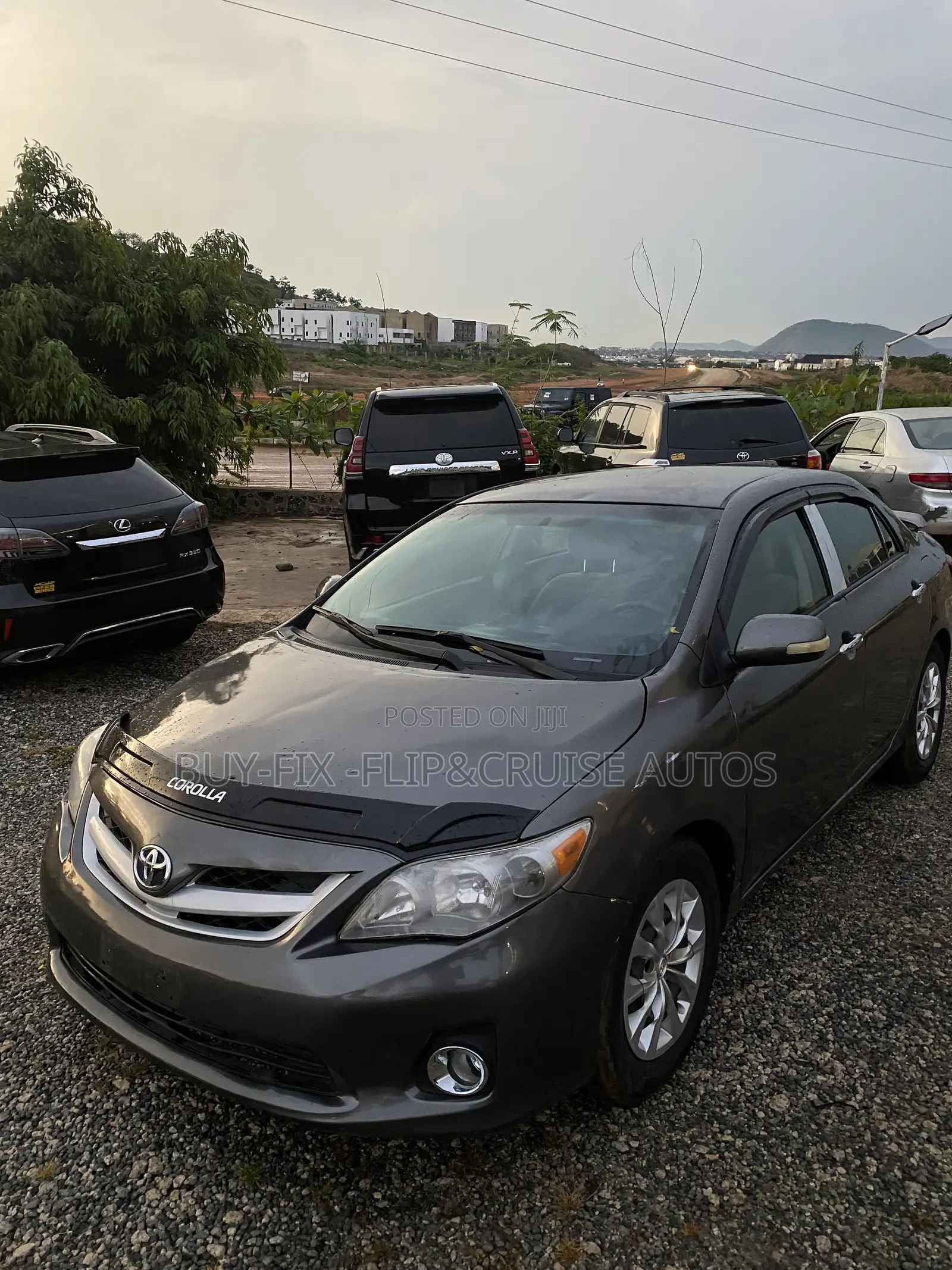 Toyota Corolla LE 4dr Sedan (1.8L 4cyl 4A) 2013 Gray
