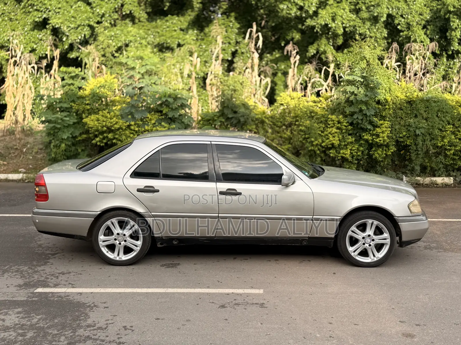 Mercedes-Benz C180 2002 Gold