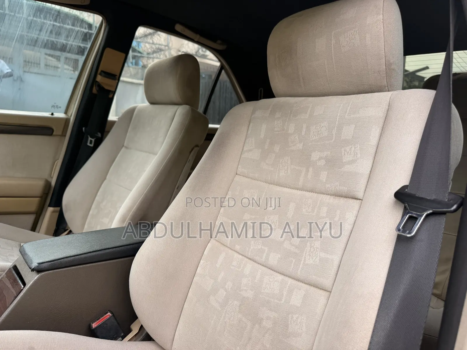 Mercedes-Benz C180 2002 Gold