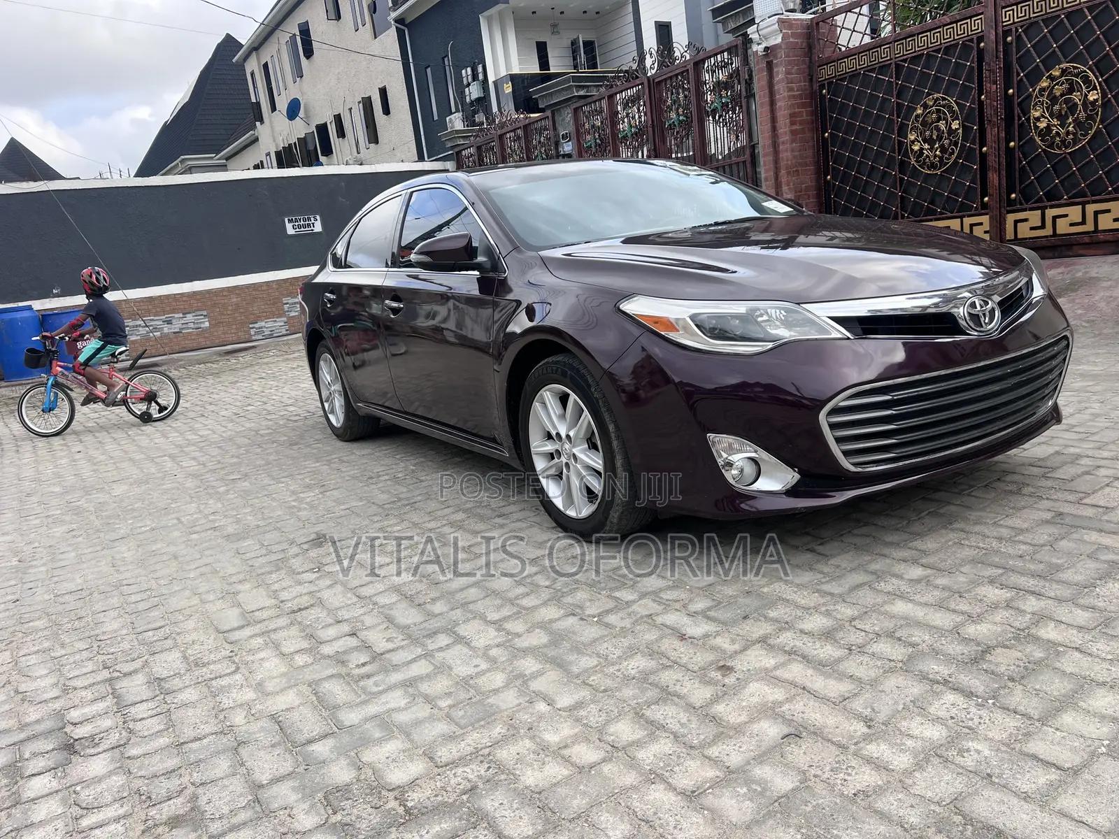 Toyota Avalon XLE Premium 4dr Sedan (3.5L 6cyl 6A) 2015 Burgundy