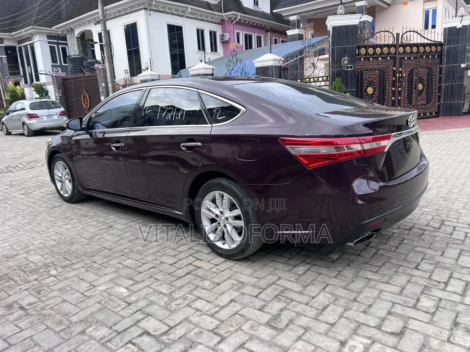 Toyota Avalon XLE Premium 4dr Sedan (3.5L 6cyl 6A) 2015 Burgundy