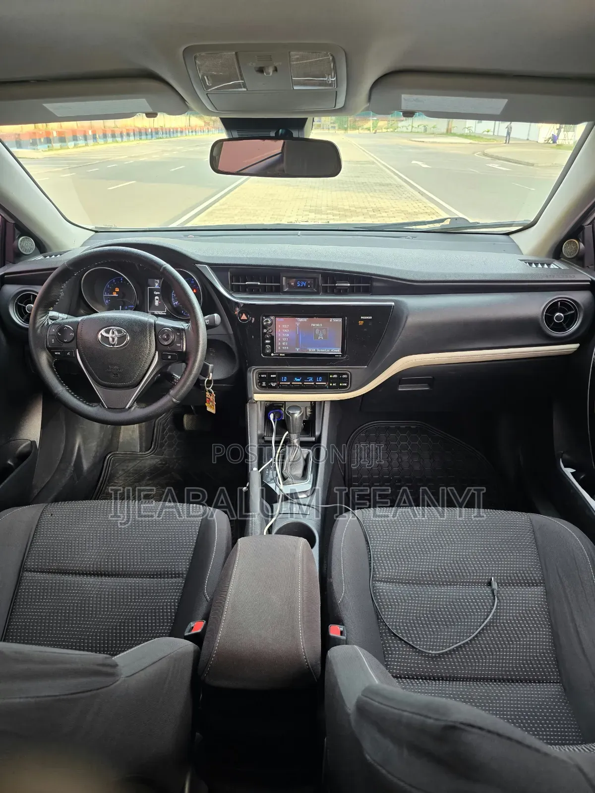 Toyota Corolla 2017 White