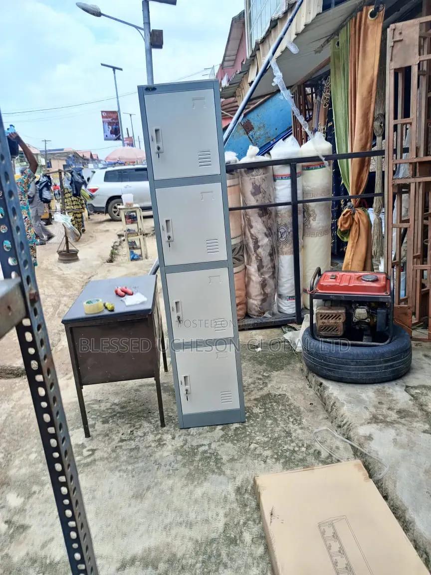 Heavy Duty 4-Door Metal Locker Cabinet