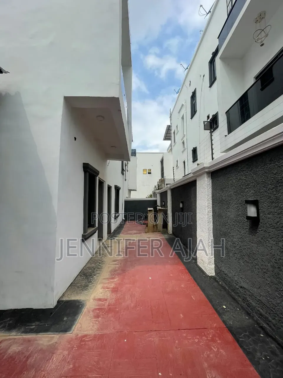 Furnished 4bdrm Duplex in Ochacho, Life Camp for sale