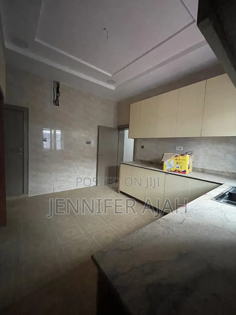 Furnished 4bdrm Duplex in Ochacho, Life Camp for sale