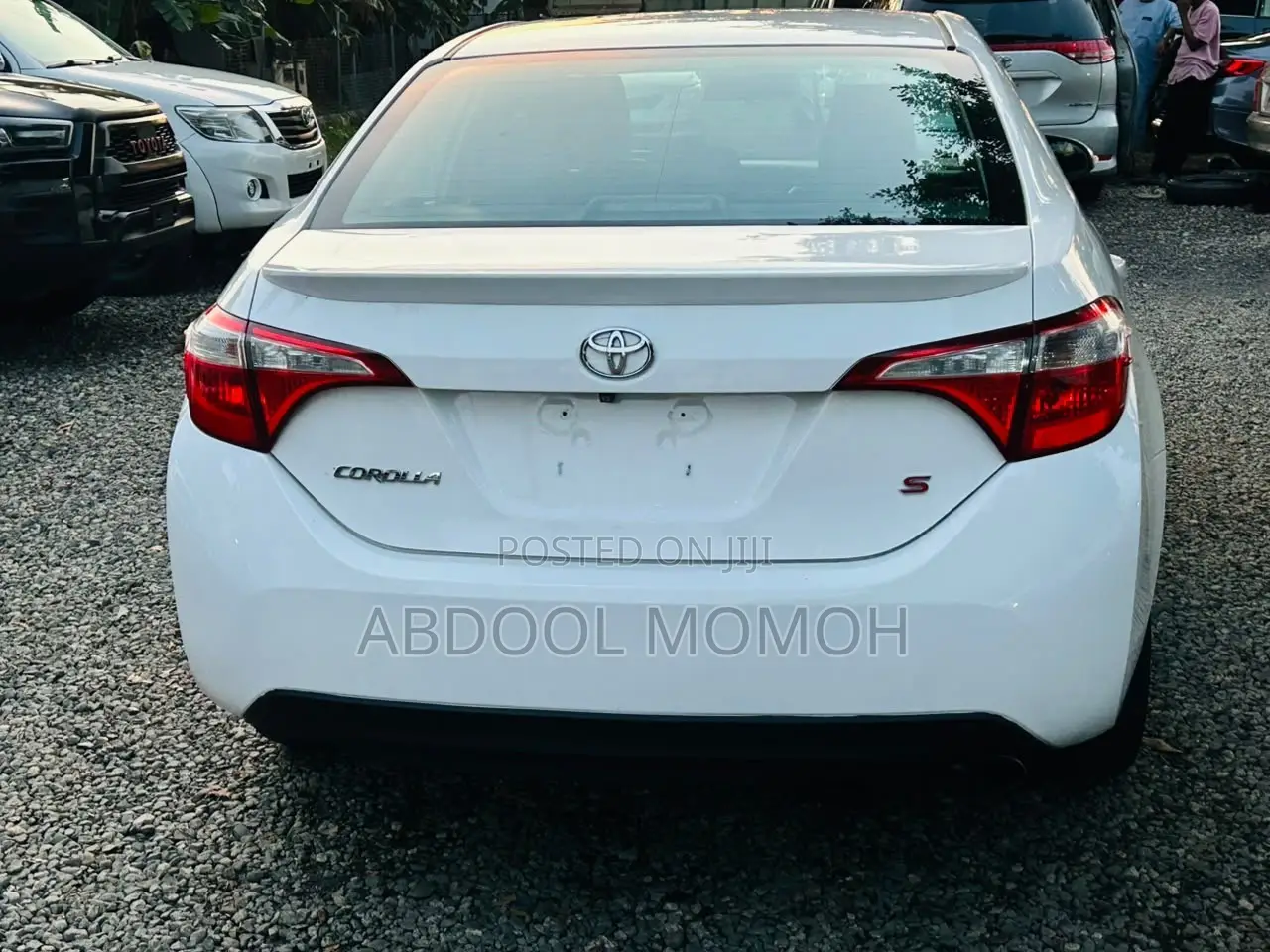 Toyota Corolla S 4dr Sedan (1.8L 4cyl CVT) 2014 White