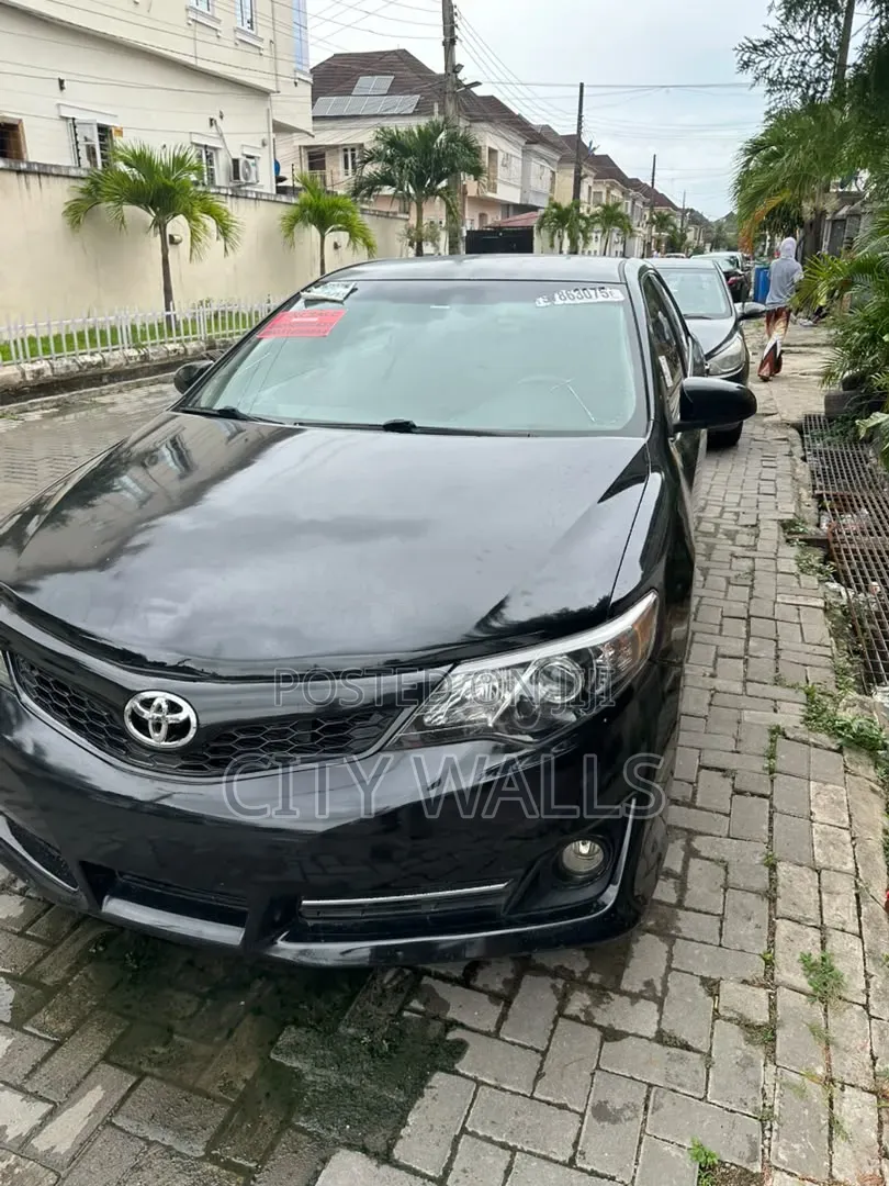 Toyota Camry 2014 Black