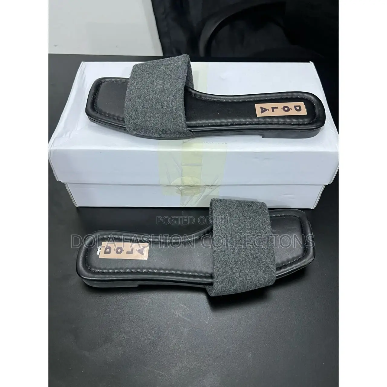 Minimalist Wide-Strap Flat Slide Sandals for Women