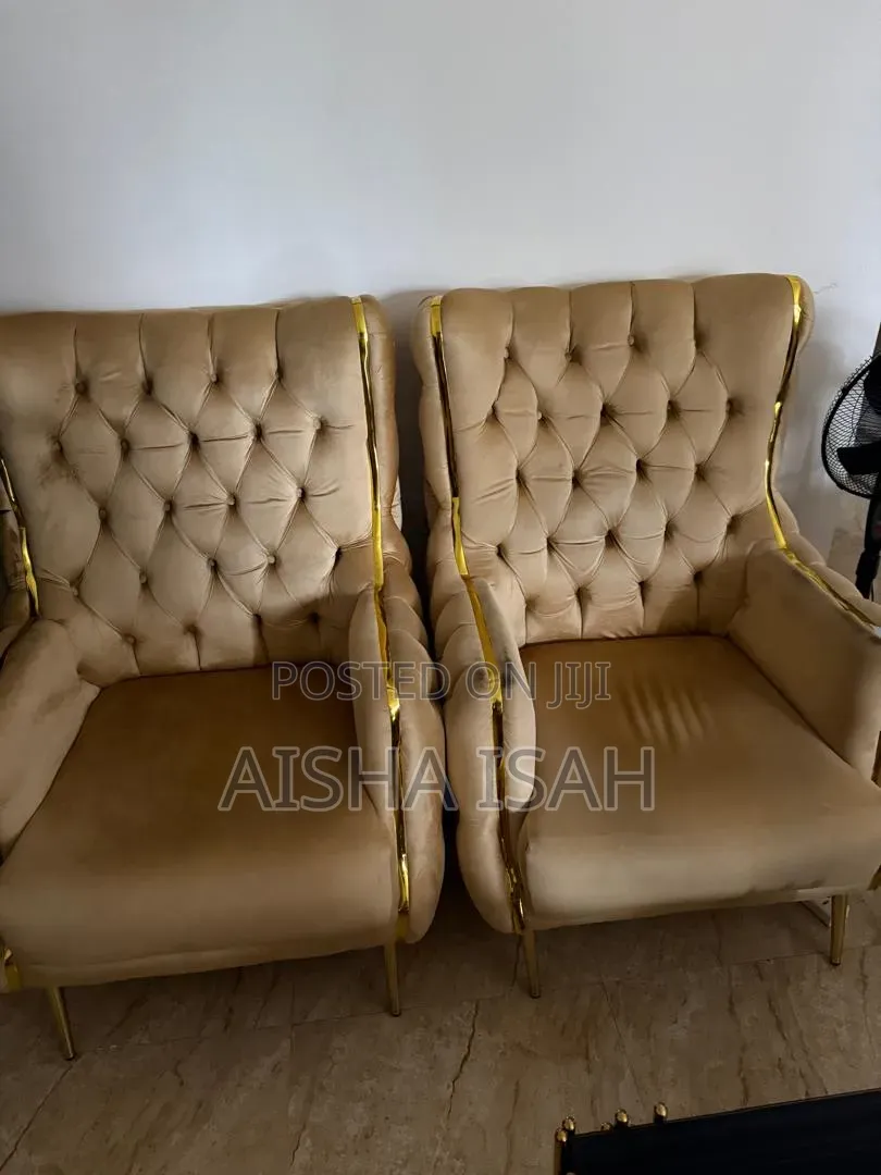 7 Sitters Couch