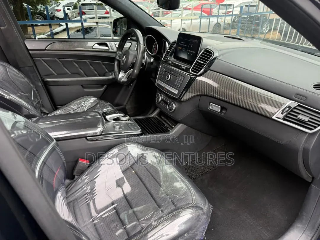 Mercedes-Benz GLE-Class 2017 Black