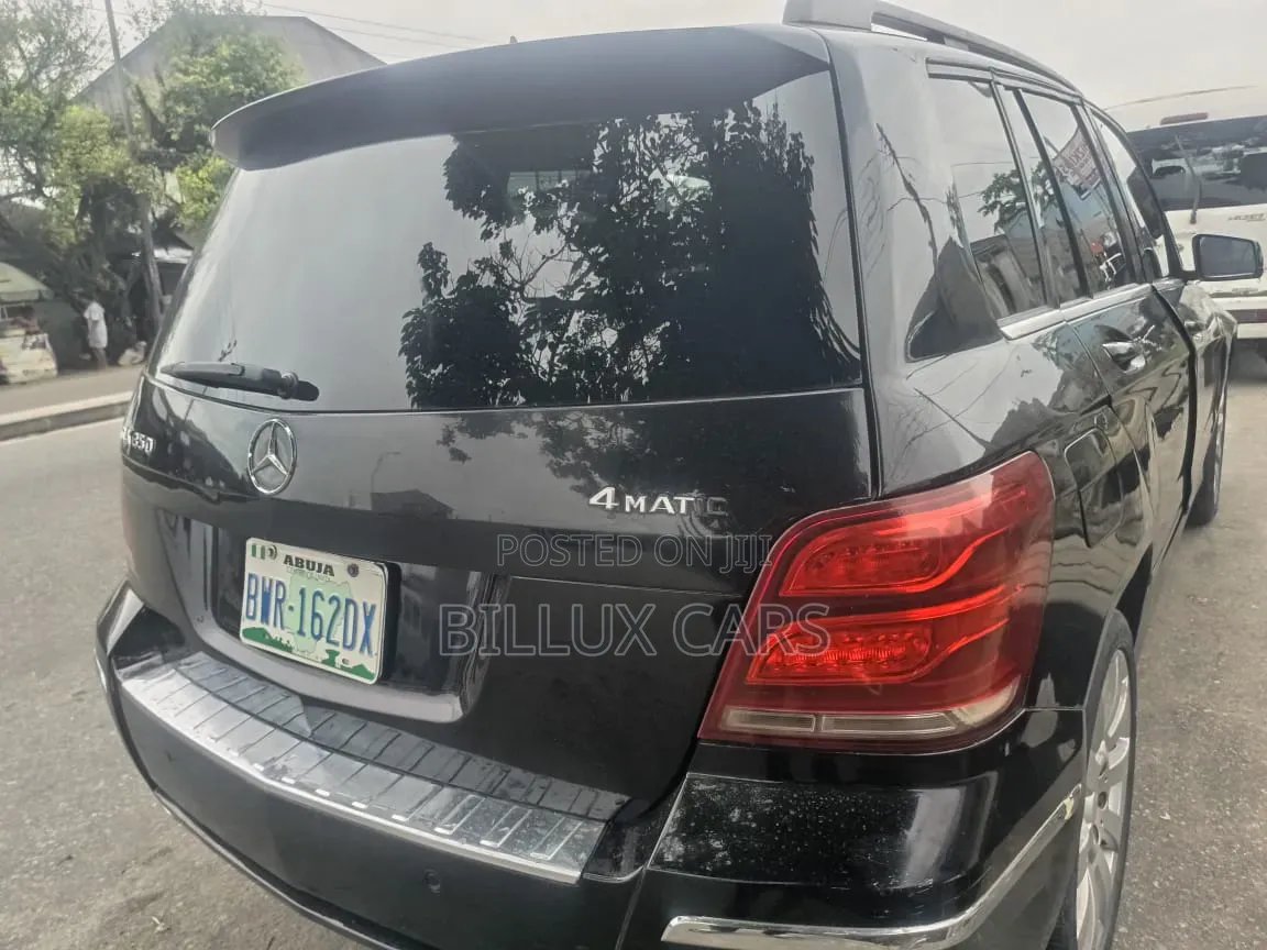 Mercedes-Benz GLK-Class 2011 Black