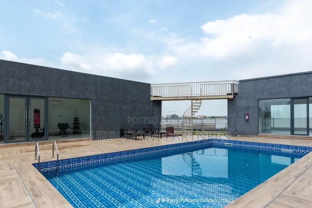 Furnished 3bdrm Apartment in Joneers Court, Lekki Phase 1 for rent