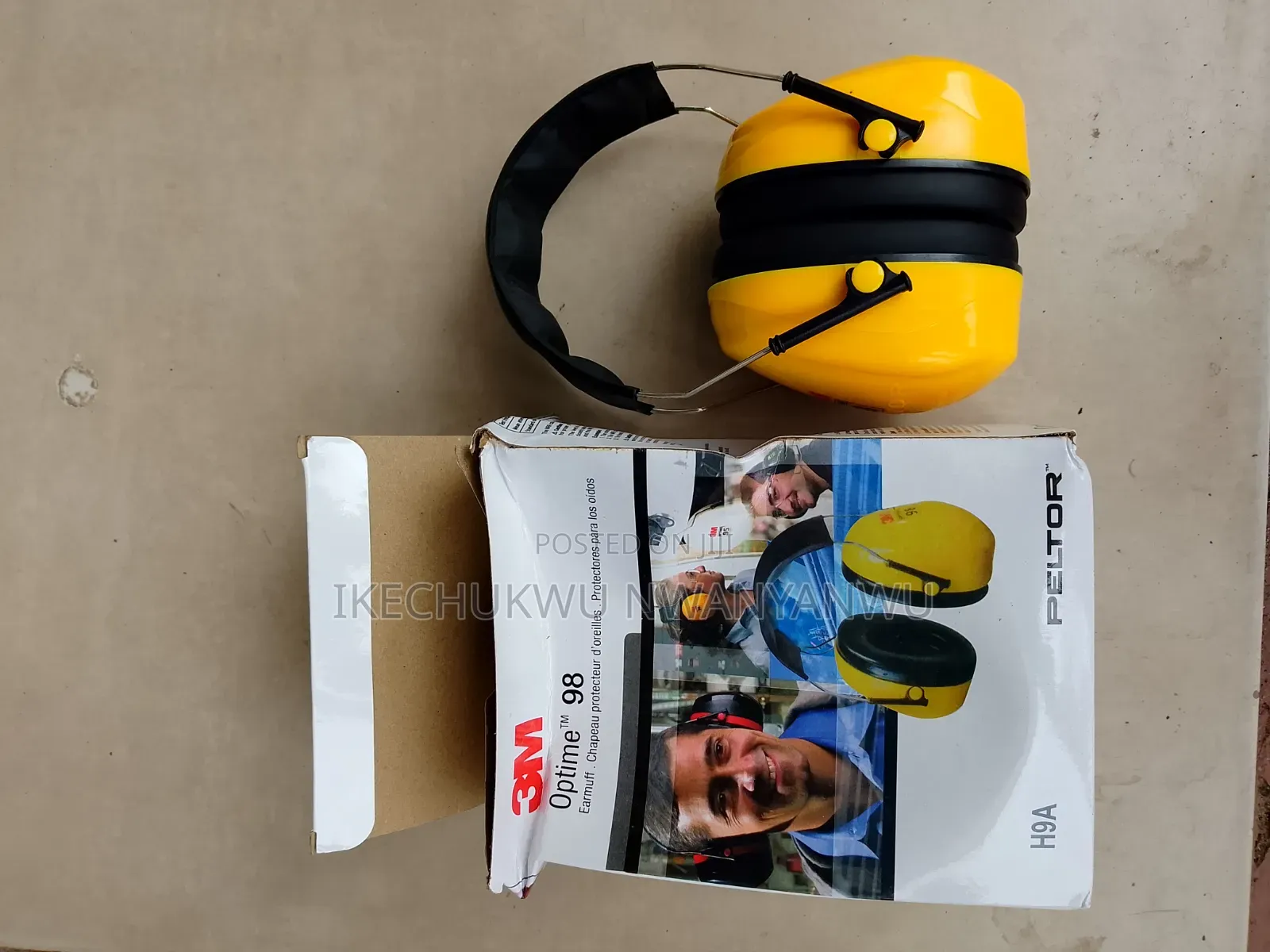 3m Peltor EARMUFFS