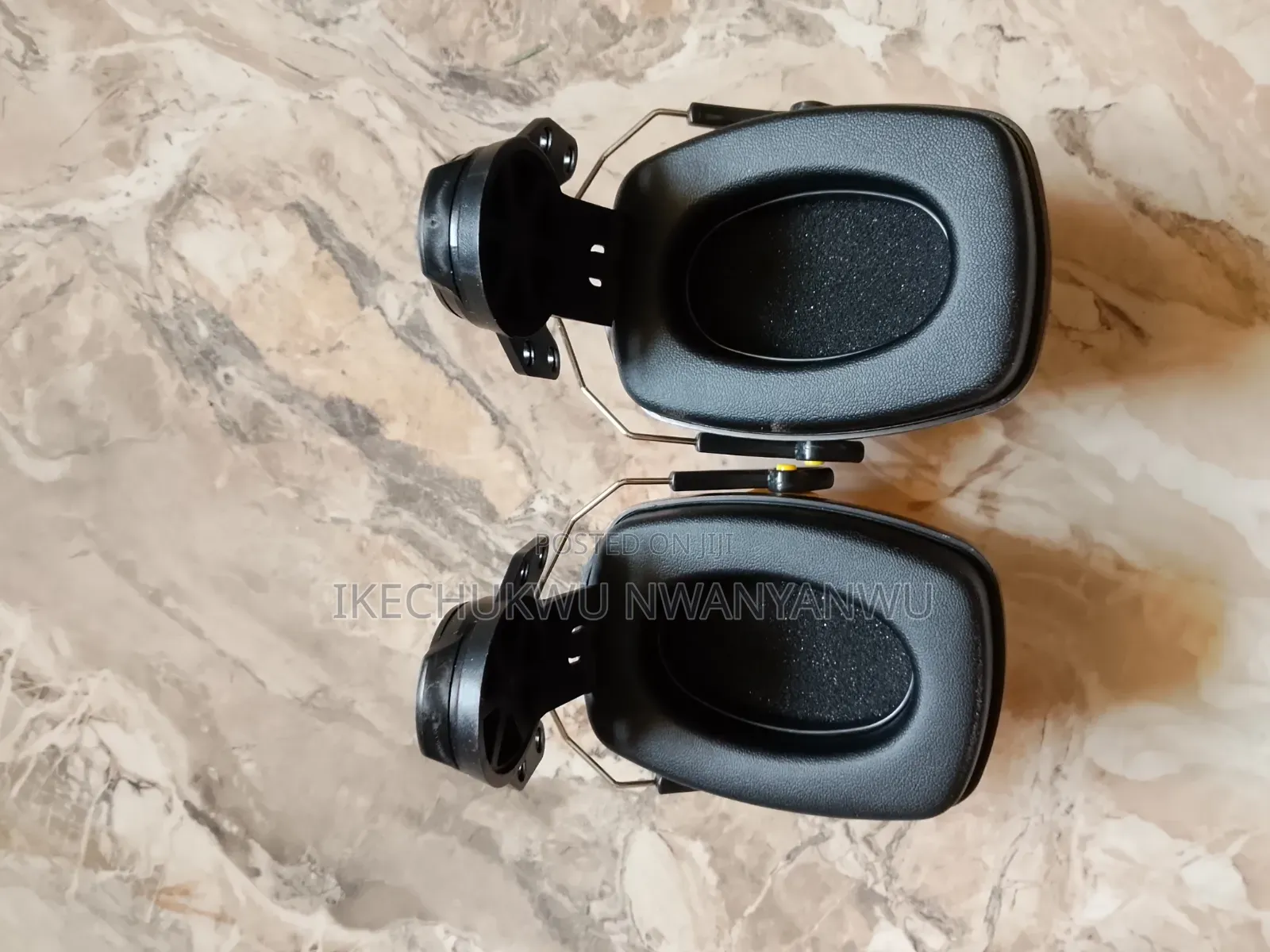 3m Peltor EARMUFFS