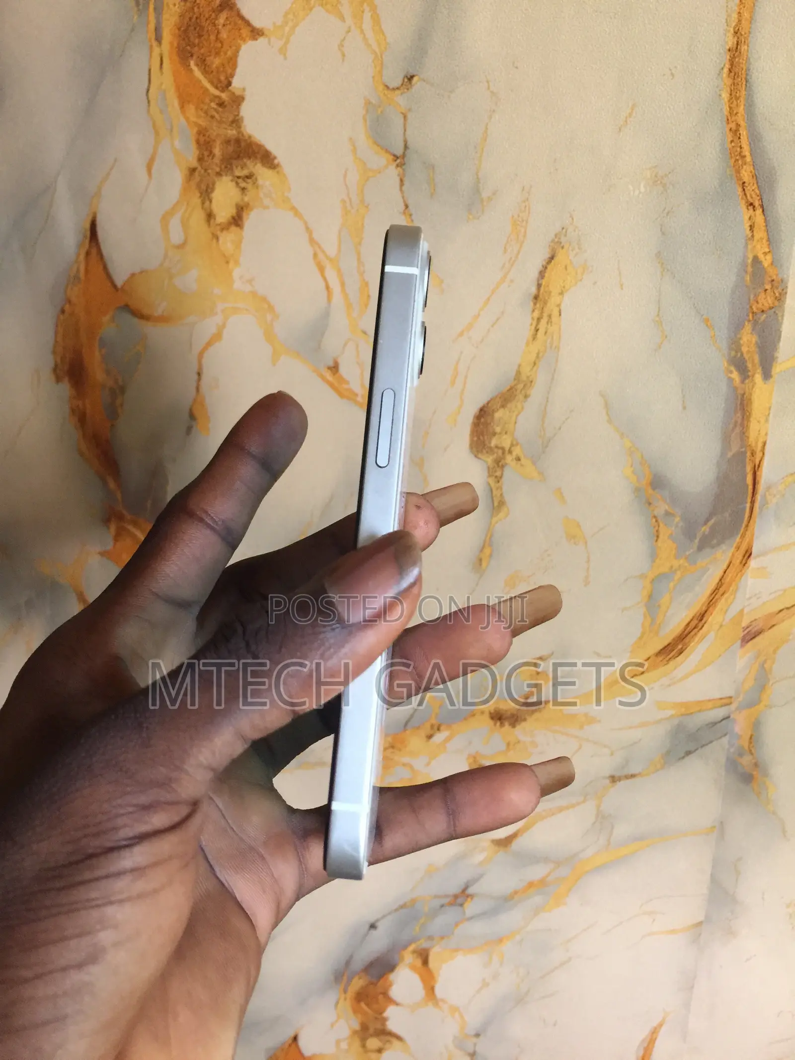 Apple iPhone 13 128 GB White
