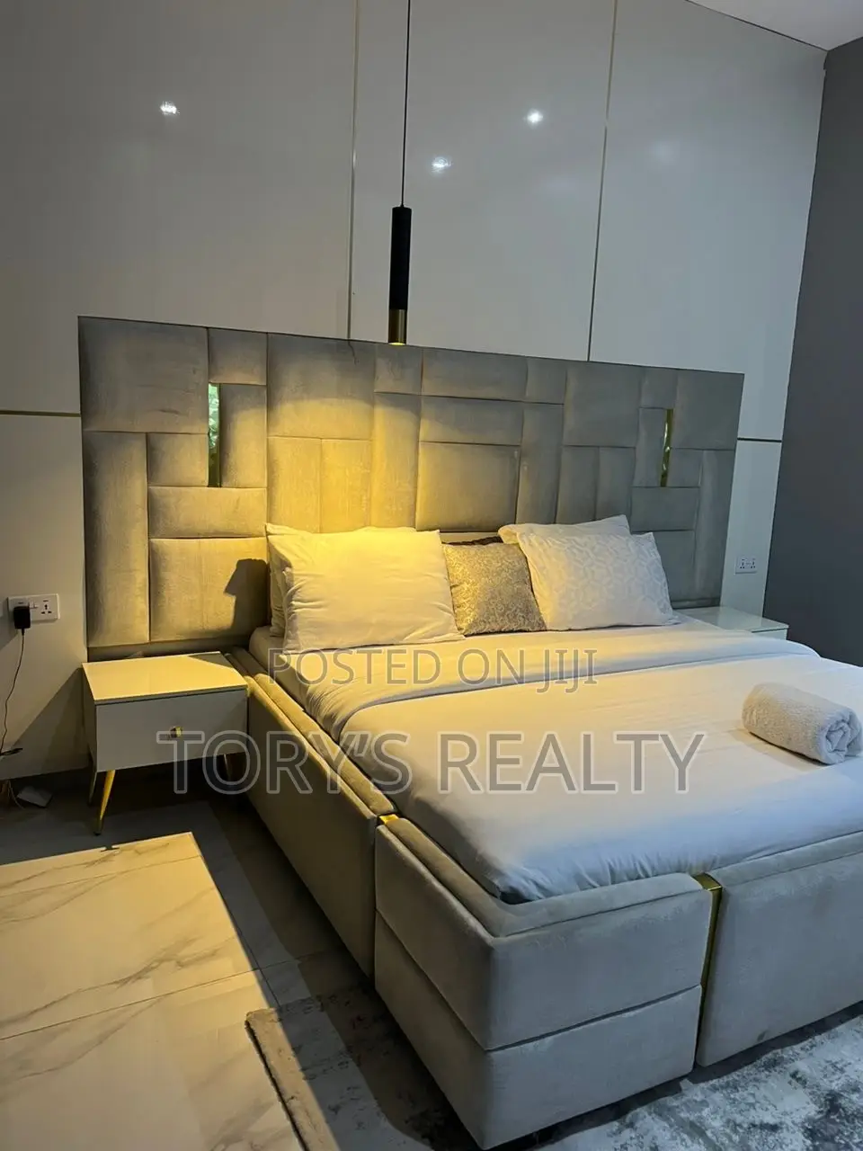 Furnished 2bdrm Apartment in Lekki Phase 1 for rent